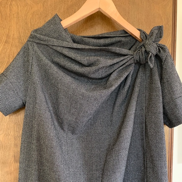 Dries Van Noten gorgeous wool dress. - Picture 3 of 3